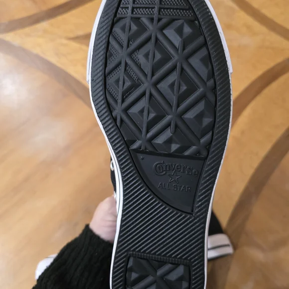 Women's Chuck Taylor All Stat Mid Converse Madison Sneakers - NEW IN BOX! - Picture 11 of 16